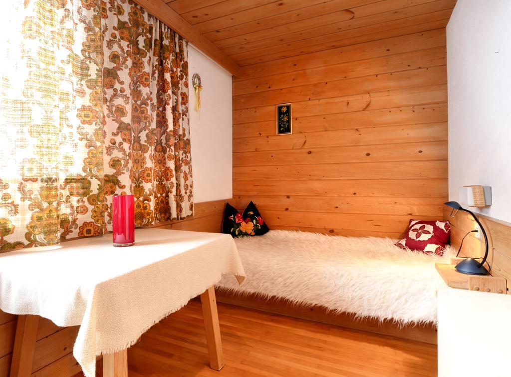 칼티트슈 Haus Mitterrutzner 아파트 외부 사진